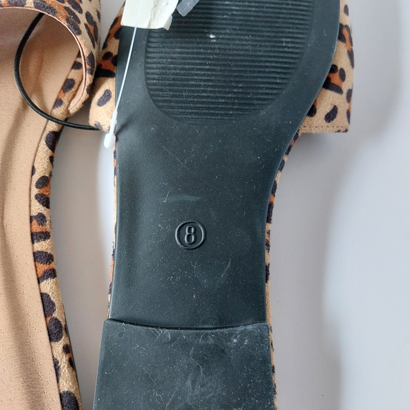 Cheetah Print Sandals - Picture 4 of 5